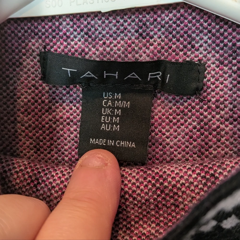 TAHARI Women Sweater Turtleneck Long Sleeve Super Soft Size Medium Black White - Picture 5 of 9